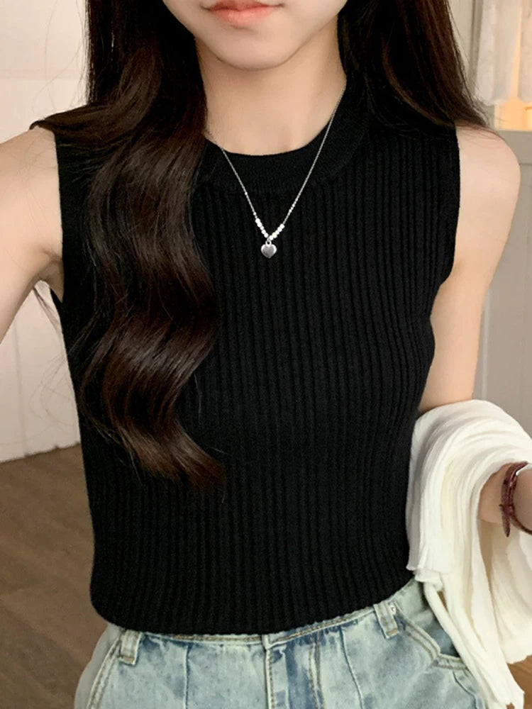 Sleeveless Knitted Top