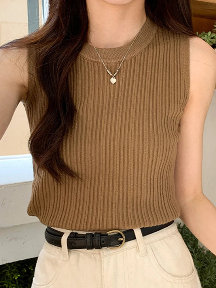 Sleeveless Knitted Top